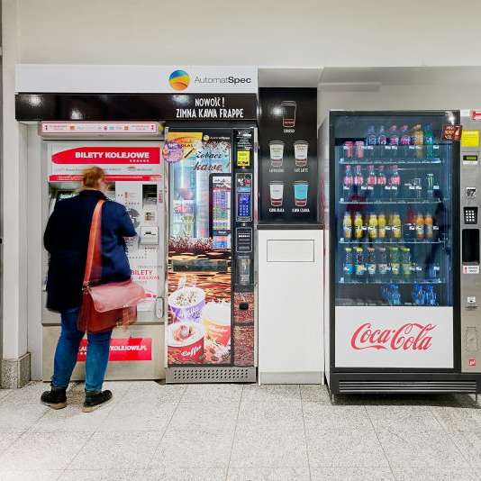 dworzec kolejowy automat vendingowy